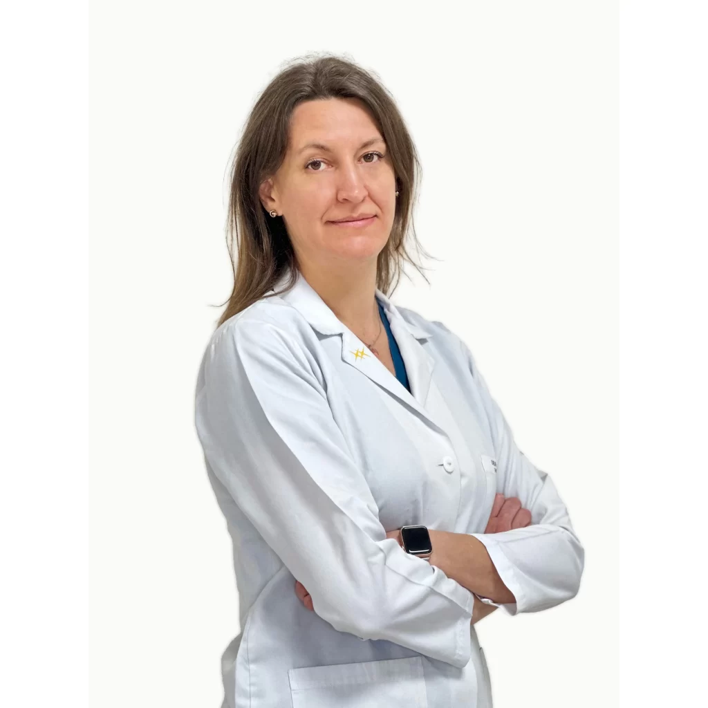 Dra. Pia Escudero Gastroenterologa 001