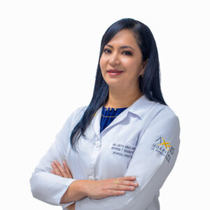Lisette Arias Mendoza - Axxis Hospital de Especialidades