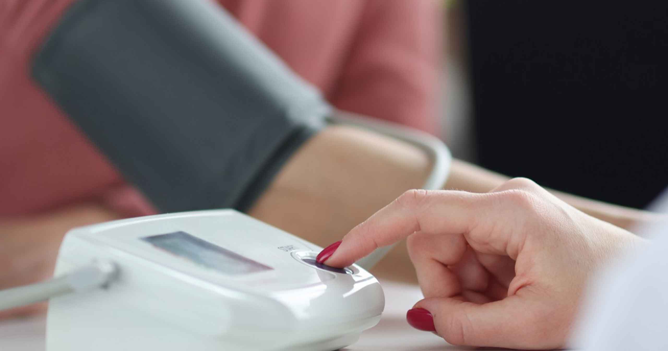 Cuidar el corazón con los años: Envejecimiento cardiovascular y atención especializada en nuestro hospital en Quito